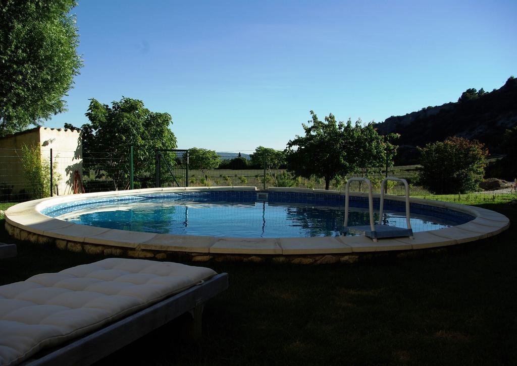 Le Mas De La Fontaine Bed & Breakfast Le Pegue Exterior photo